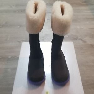 Ugg Heart Amber